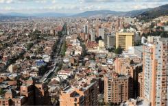 Vista panóramica hacia el norte desde del centro de la ciudad de Bogotá D.C.